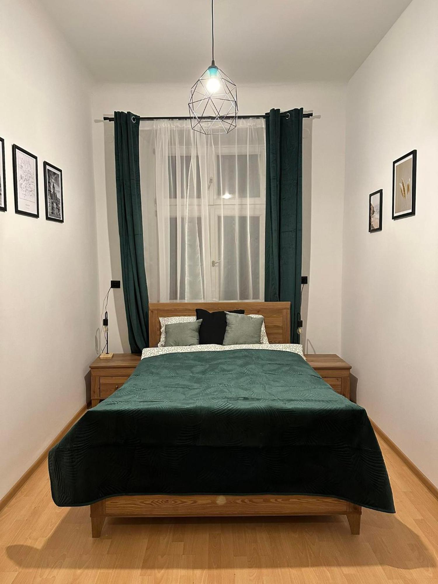 Wielopole Classy Rooms คราคูฟ ภายนอก รูปภาพ