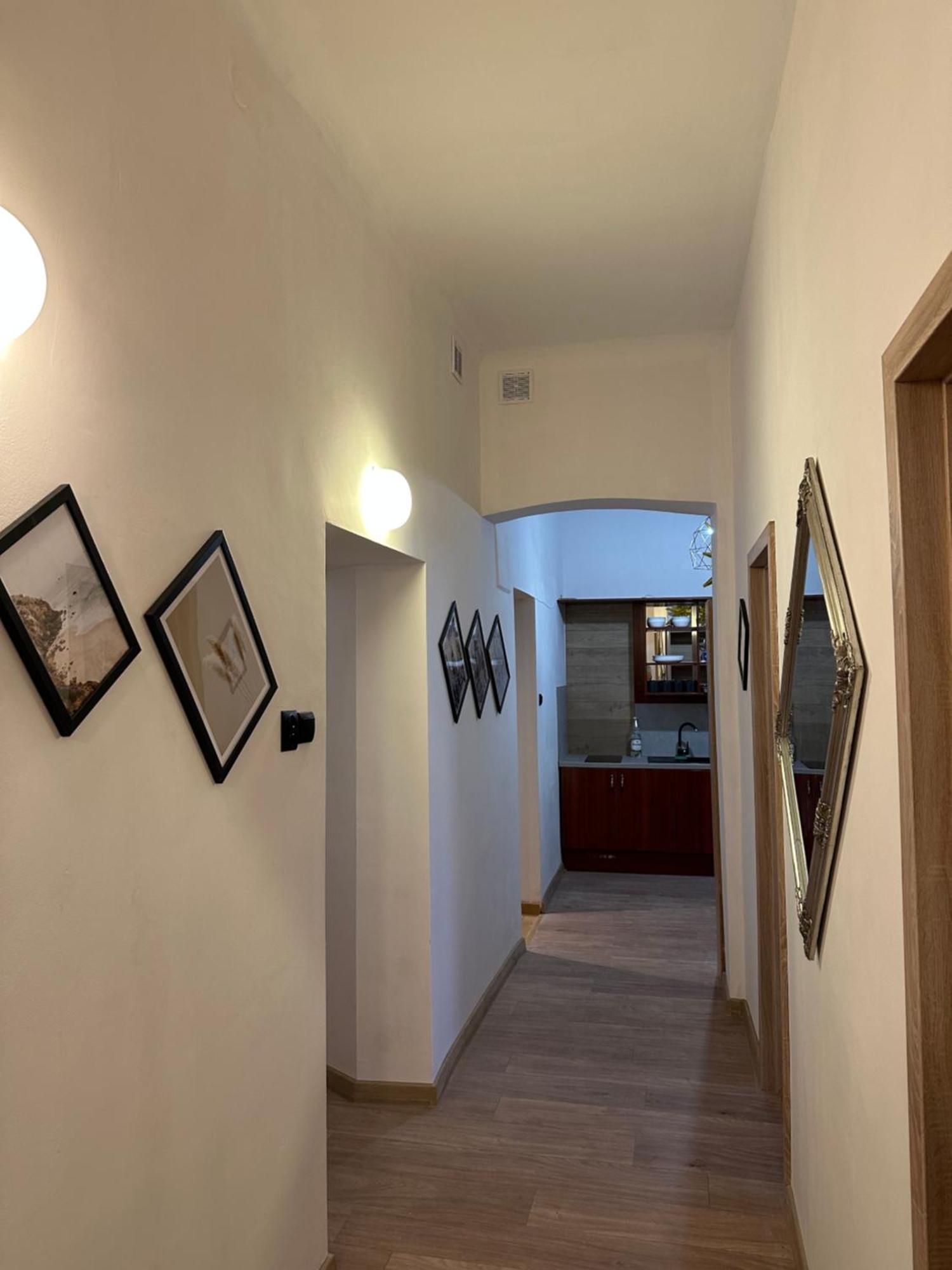 Wielopole Classy Rooms คราคูฟ ภายนอก รูปภาพ
